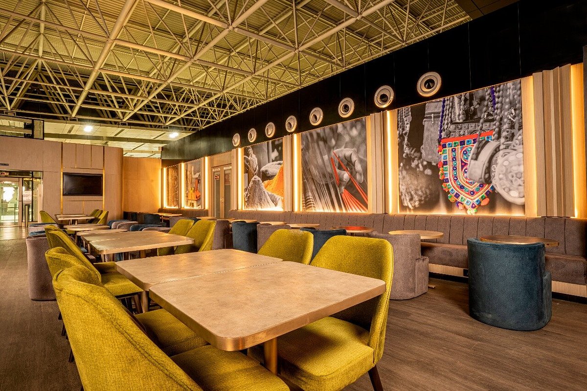 Chandigarh Airport Guide lounge